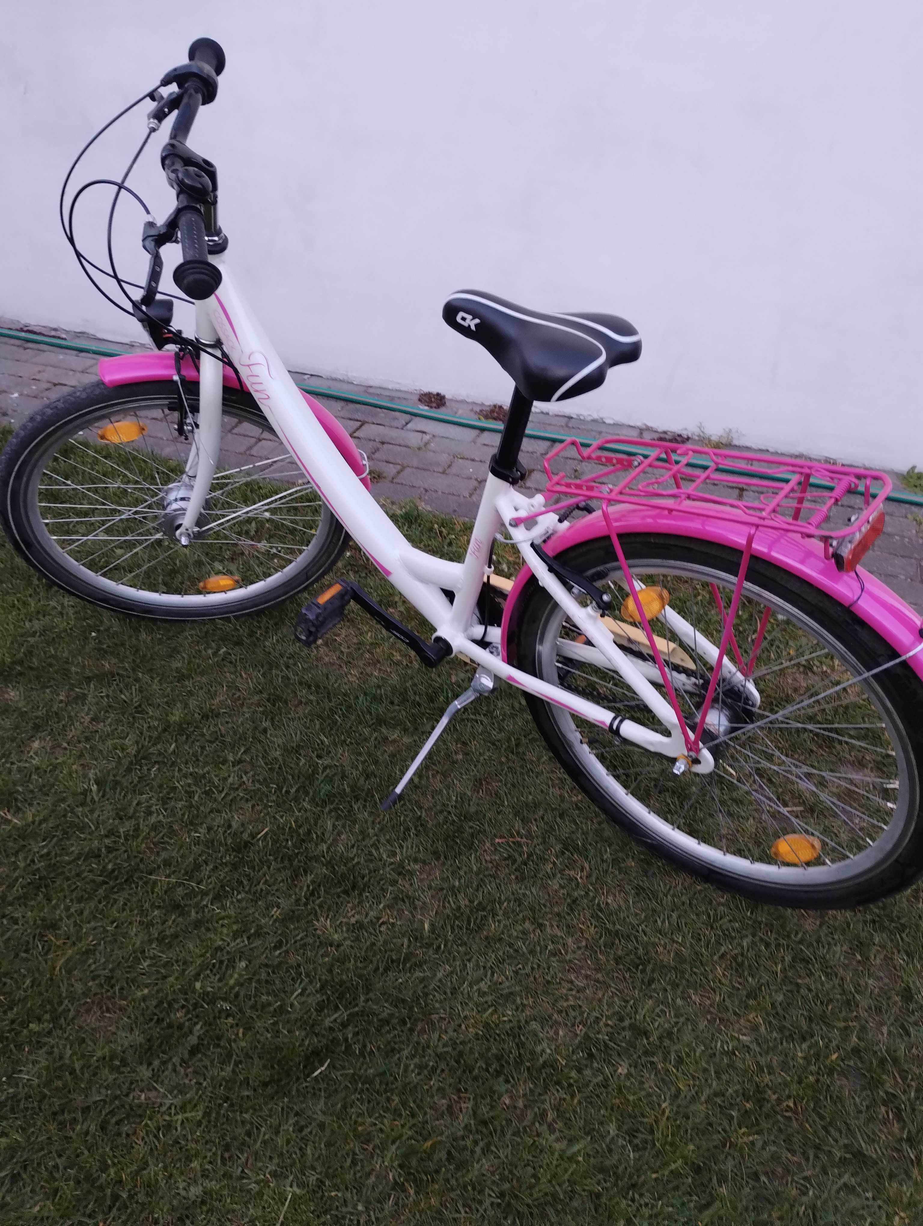 Sprzedam rower dla dziewczynki.