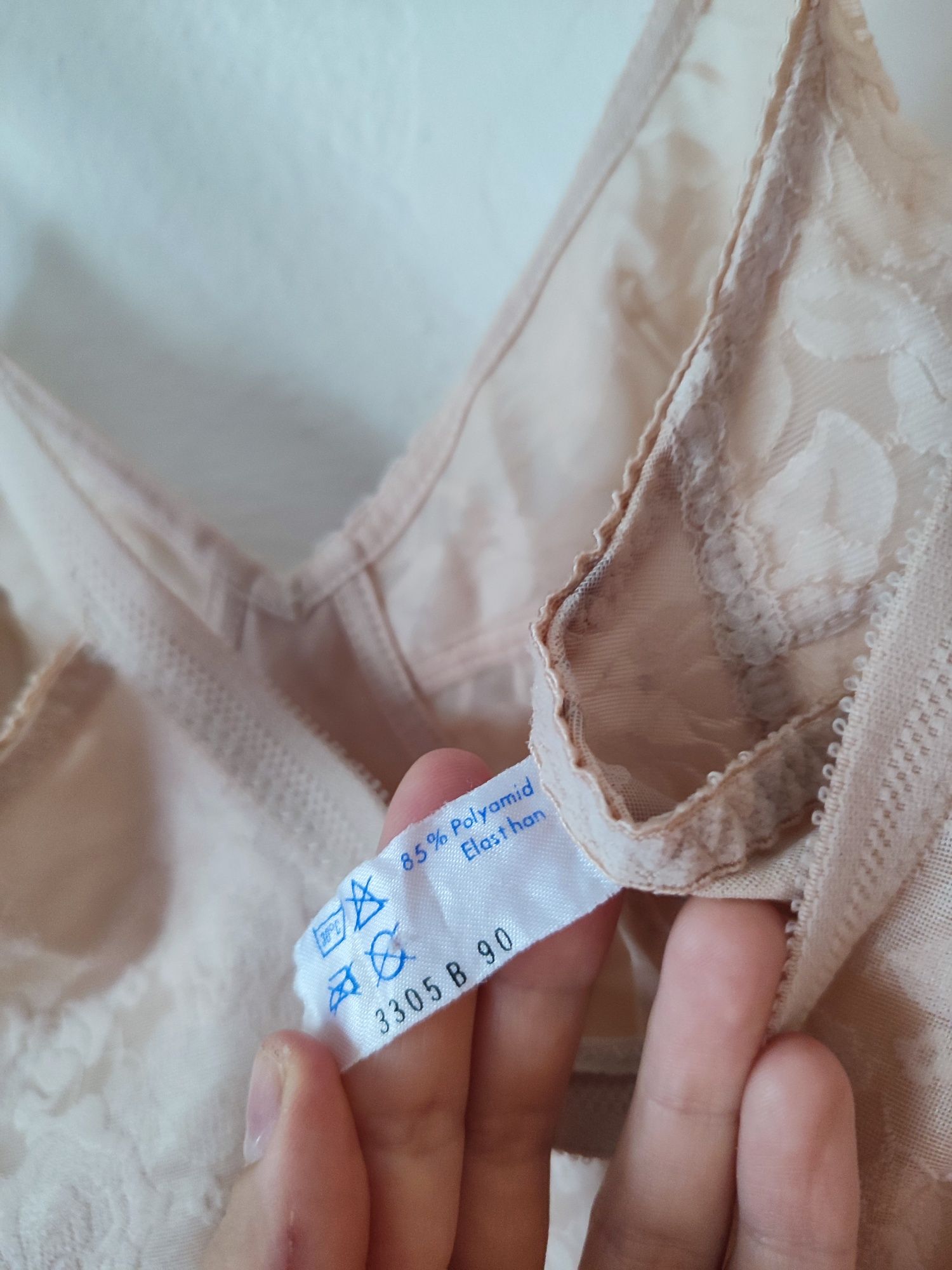 Body cieliste wyszczuplające 90 B