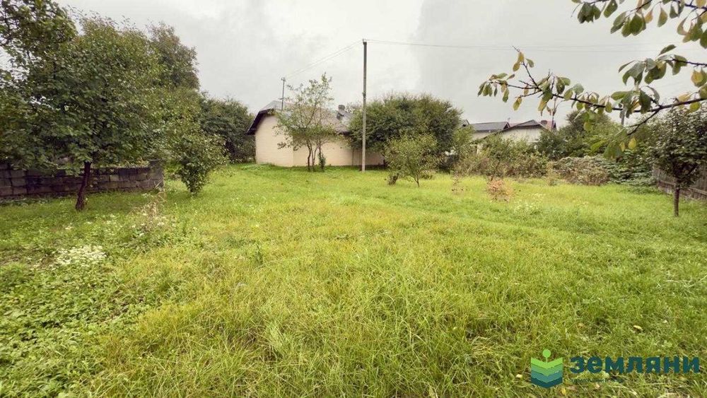 Продається ділянка в центрі Микитинців 14 сот з будинком (7)