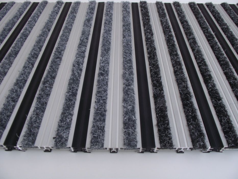 Preço OUTLET tapetes aluminio de entrada