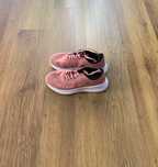 Śliczne koralowe buty Champion Sneakersy