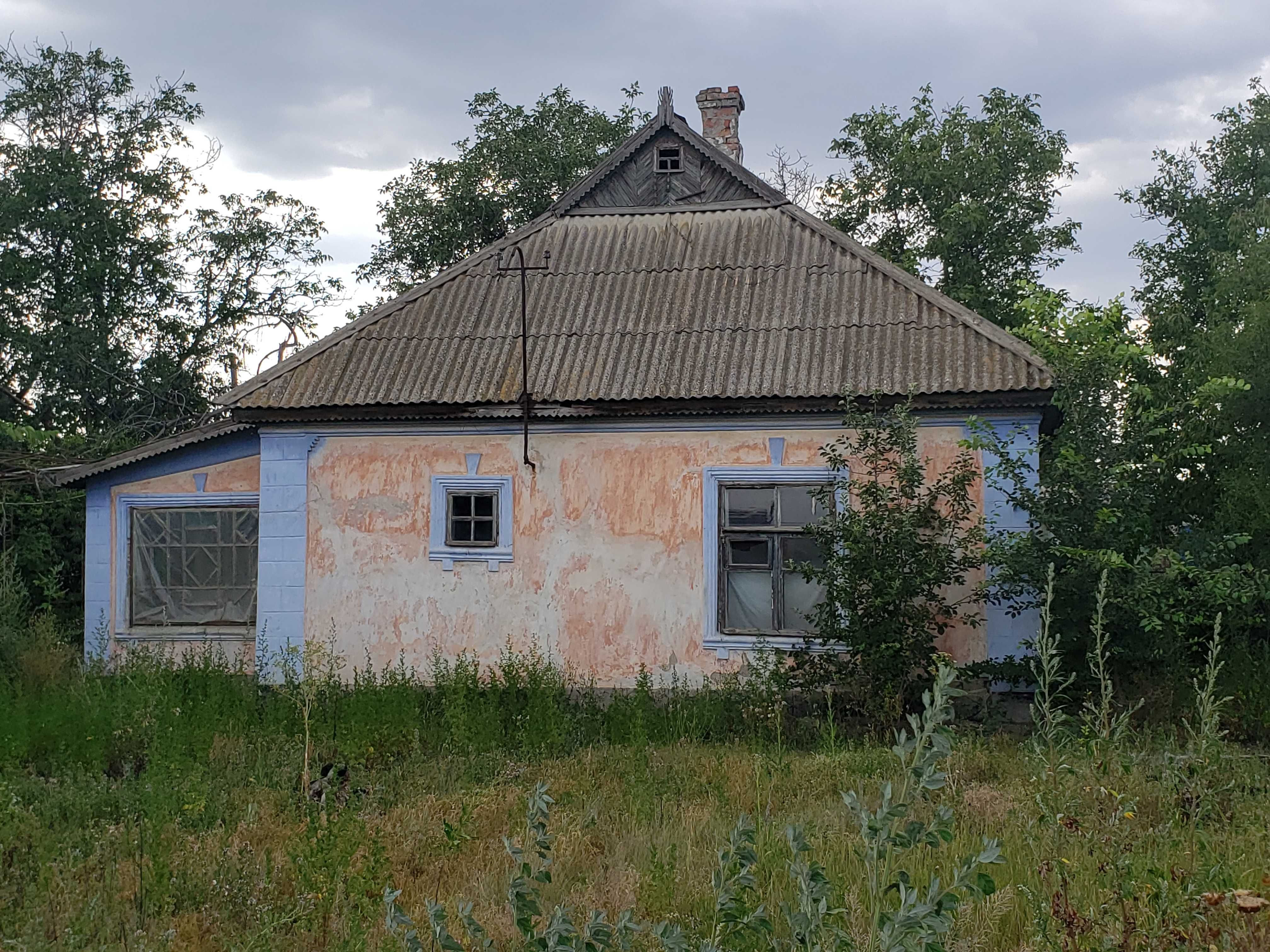Продам участок(22 сотки) с домом в с. Маяки (улица Осетяна)