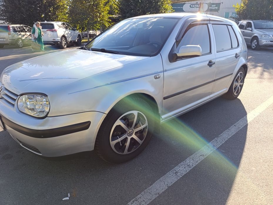 Продам легковий автомобіль Golf 4