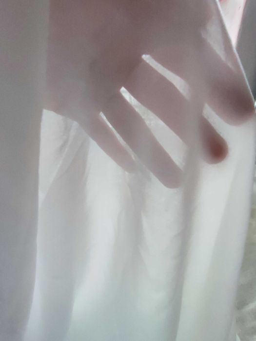 Tkanina  cienka, biała, nowa, naturalna szyfonowa.