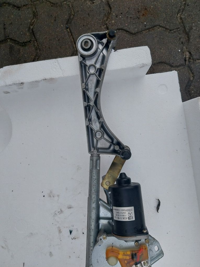 Mercedes c klasa w203 silnik mechanizm silniczek wycieraczek przód