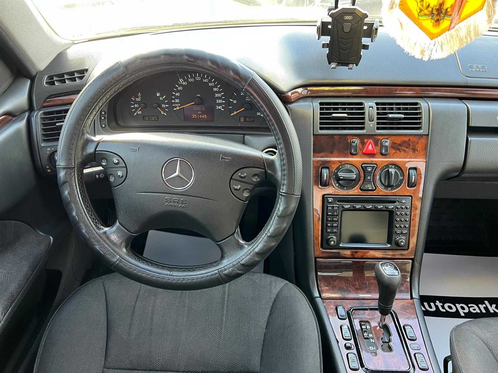 Продам Mercedes-Benz E 210 2000р. #42873