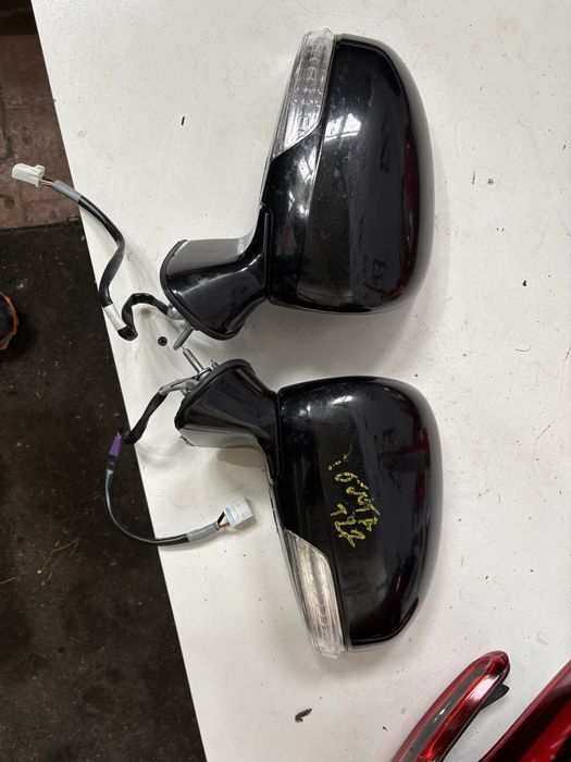 Зеркало заднього виду Toyta Avensis T27 2008-2014  Тойота Авенсіс