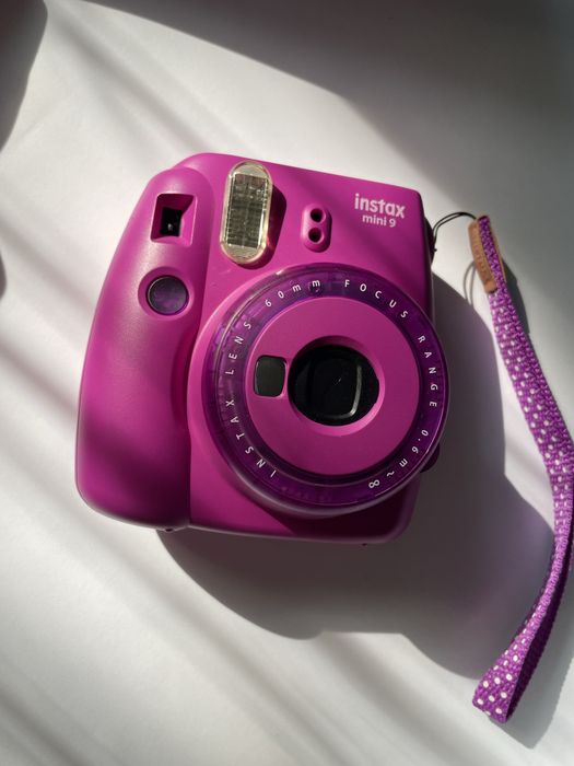 Instax mini 9 + чохол