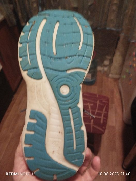 Кросівки фірмові brooks 41 р.