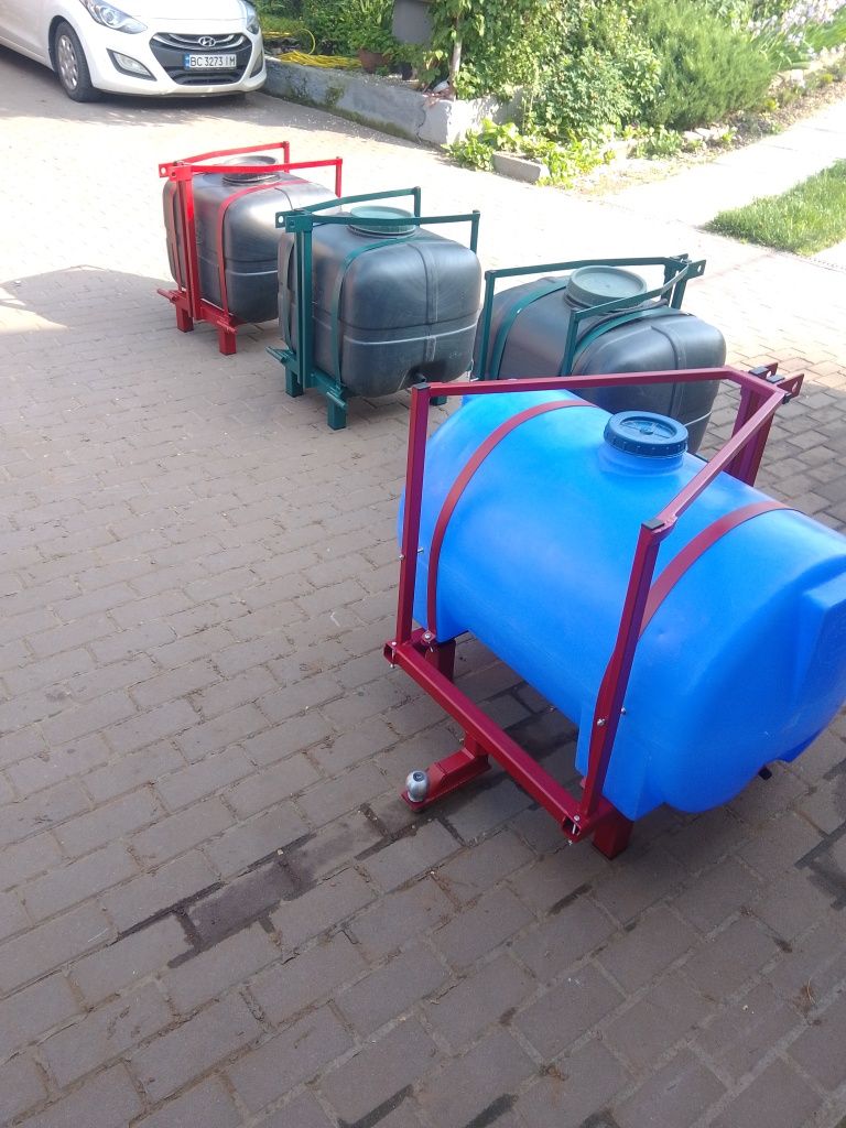 Продам Оприскувач для мінітрактора трактора