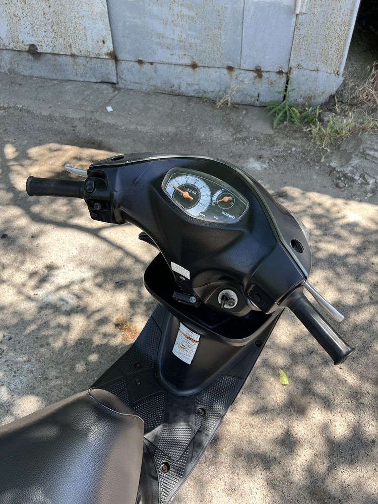 Мопед/Скутер Suzuki Adress V50