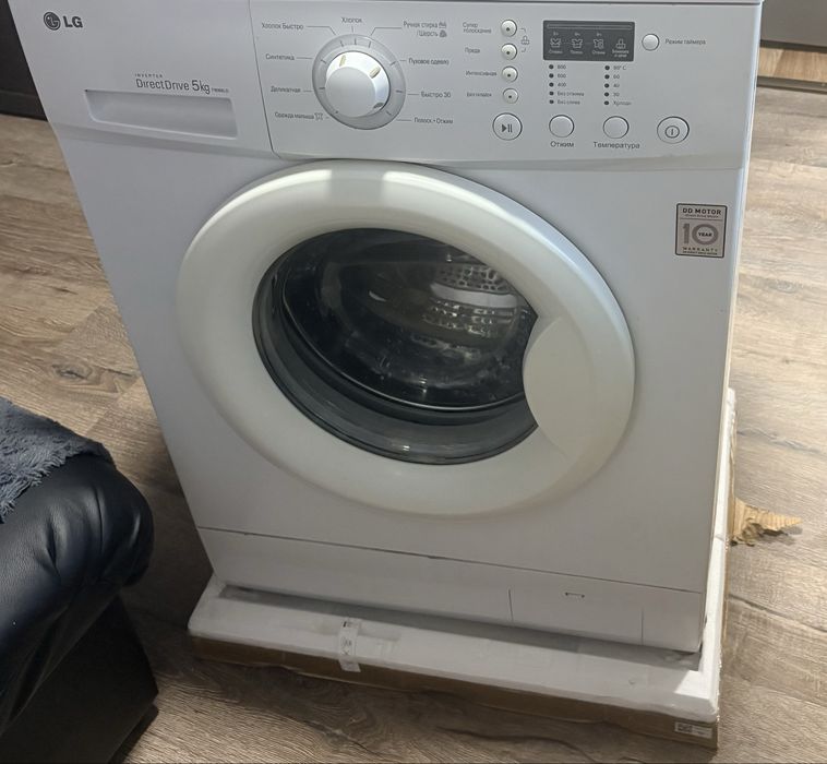 Пральна машина LG f8068ld