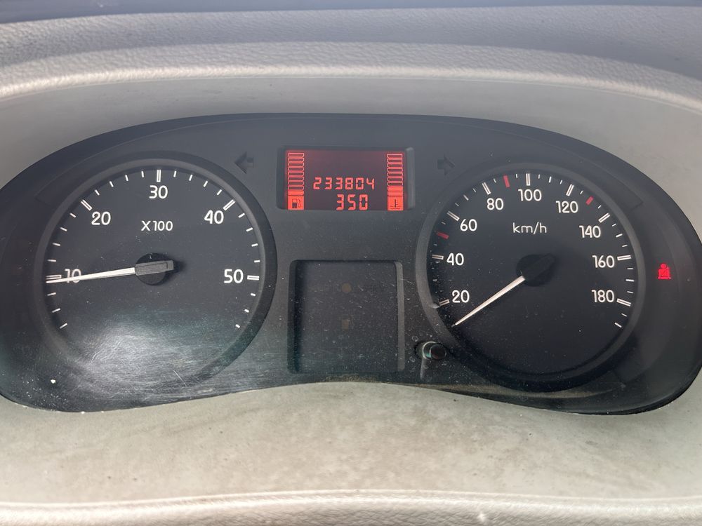 Sprzedam Renault Master 2.5 l2H2