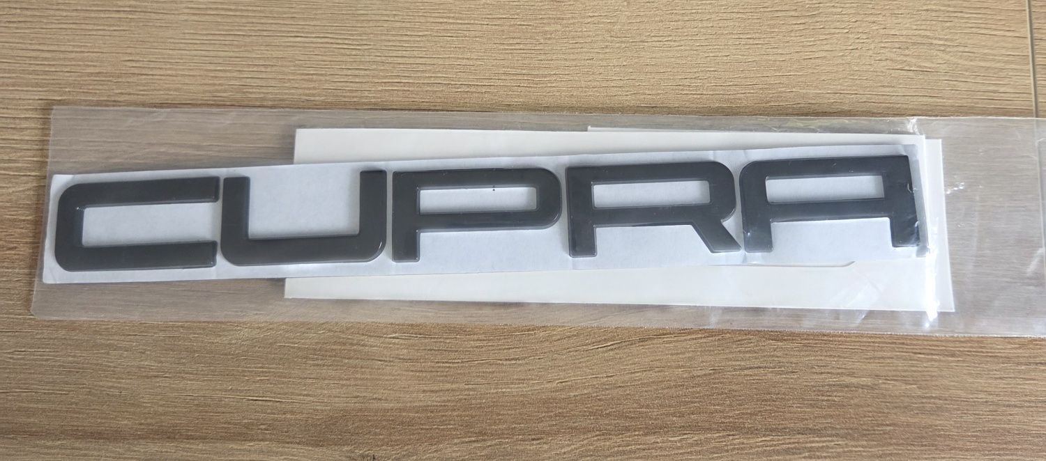 Emblemat NAPIS Zaczek Naklejka  CUPRA CZARNY  POŁYSK