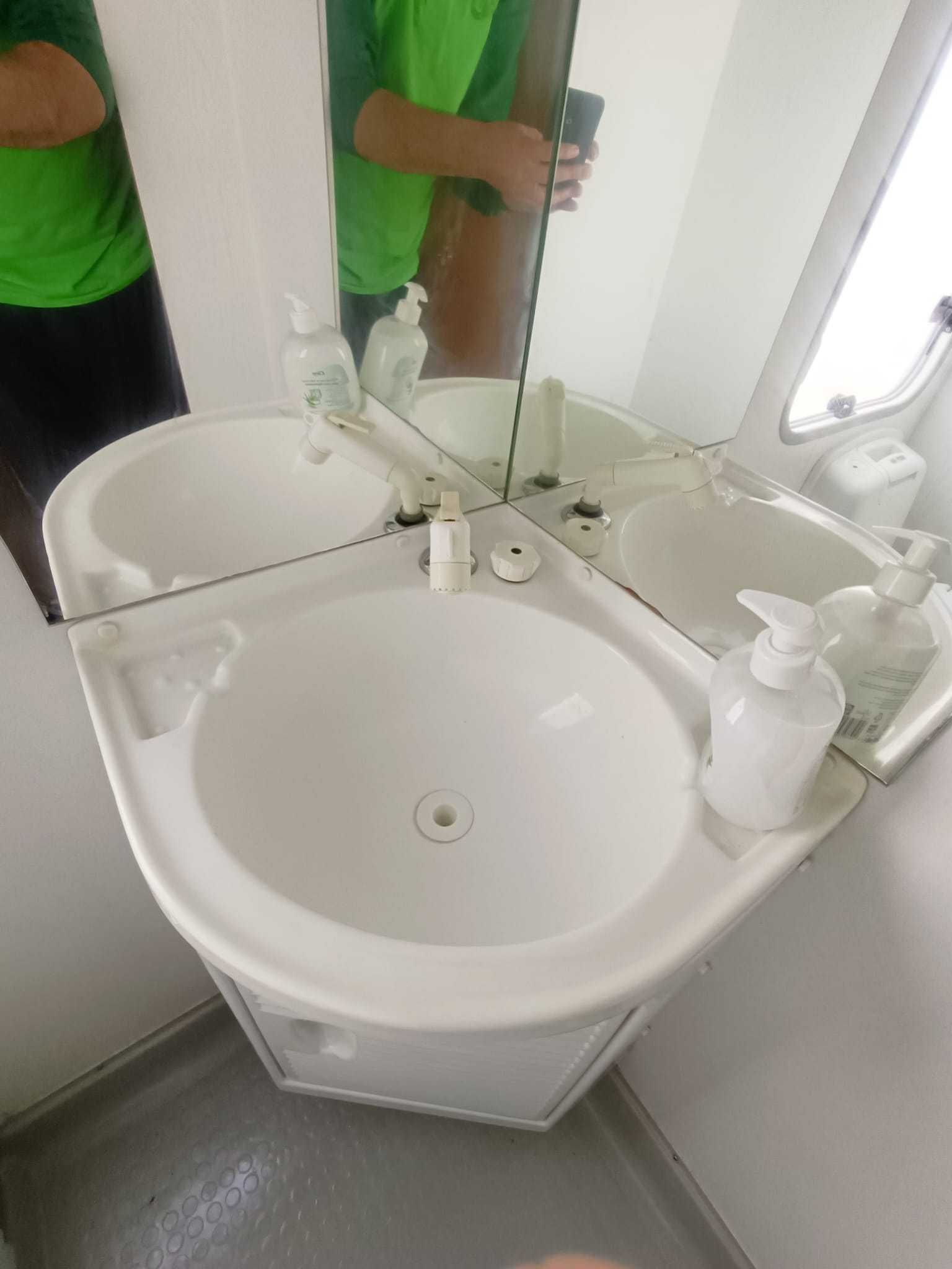 Cavavana modelo Pluma Sky 560 impecável em ótimo estado