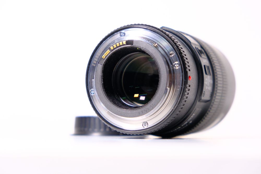 Canon 100mm f/2.8L Macro IS USM + гарантія / без передоплат