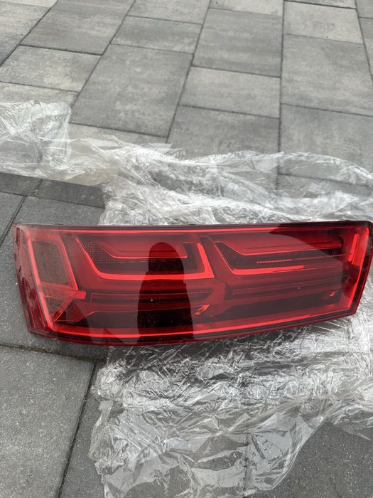 Комплект задніх ліхтарів LED 4 MO(Америка).