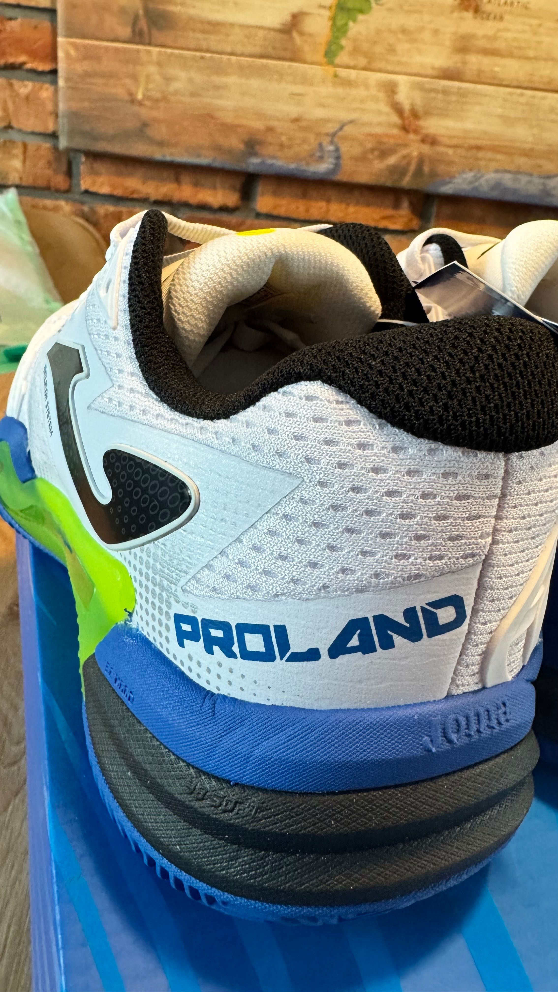 Obuwie sportowe  ROLAND men 24 ceglana  mączka  roz. 42,5