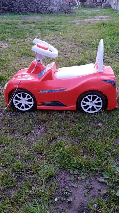 Продам дитячу машину б.у