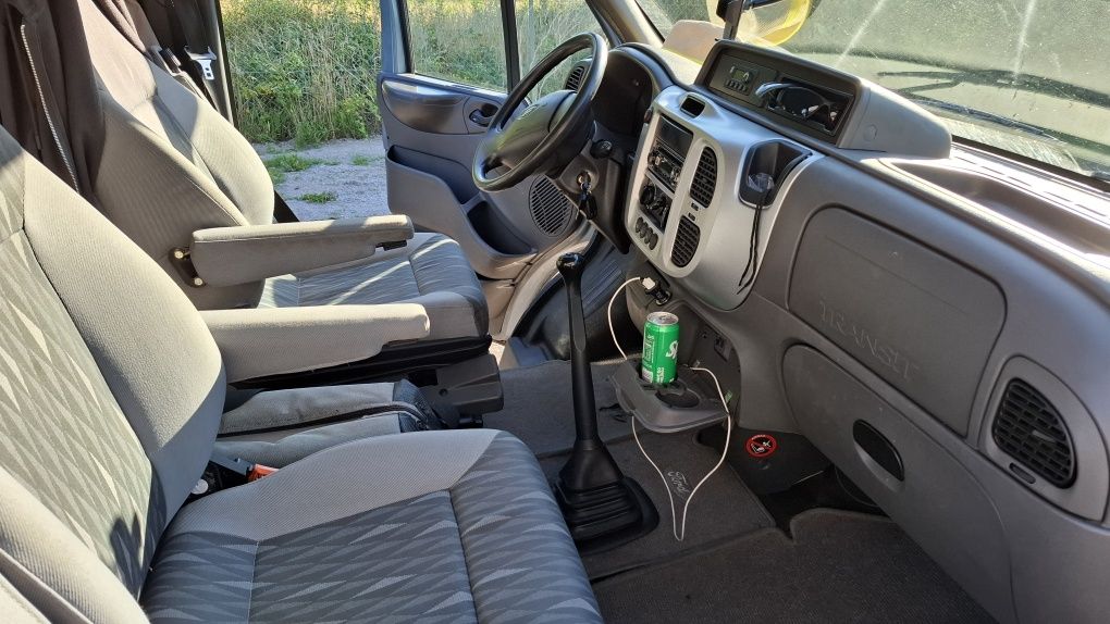 Ford tranzsit euroline 2004r
