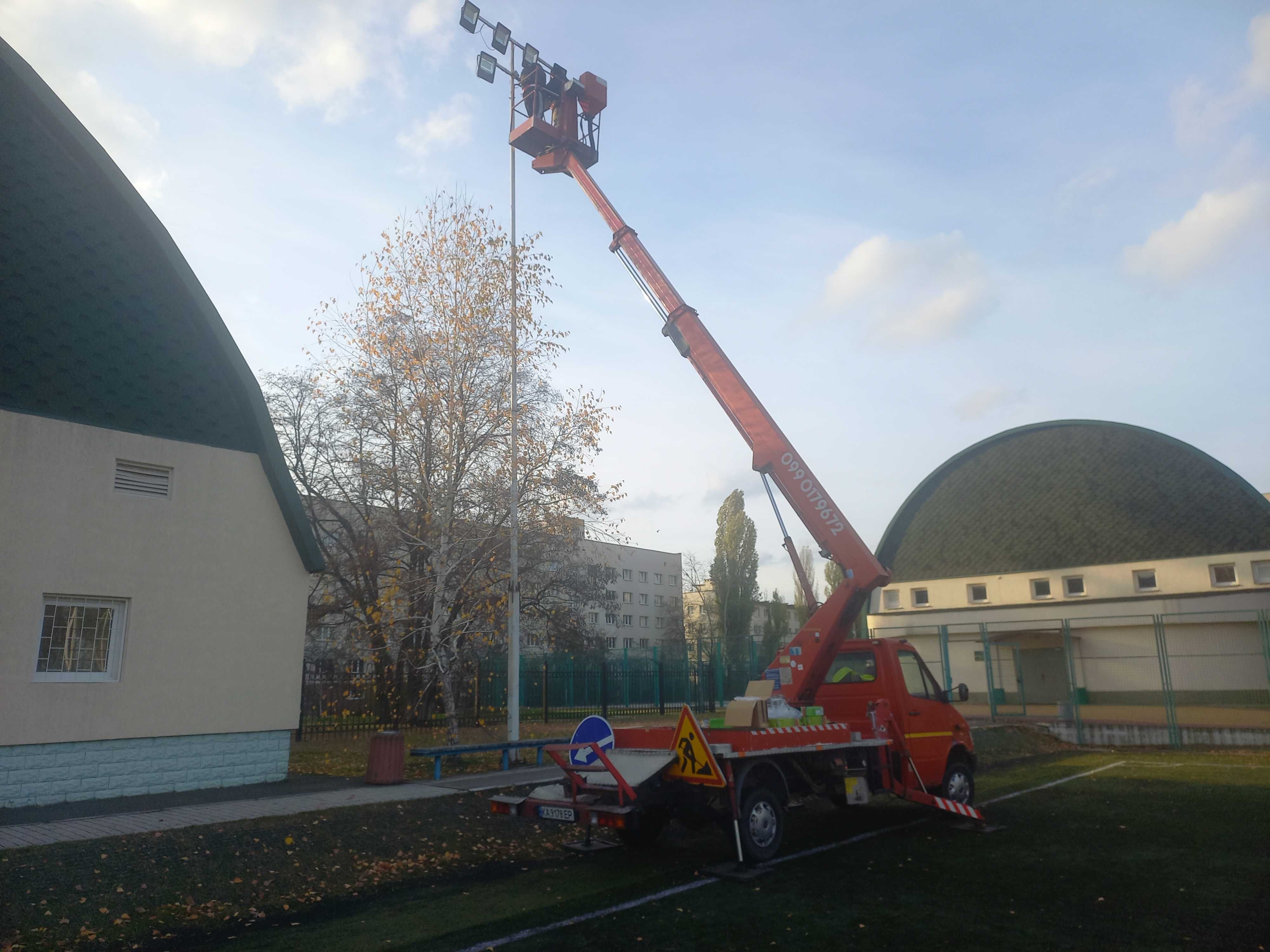 Автовишка Аренда автовышки Оренда автовишки  з ПДВ