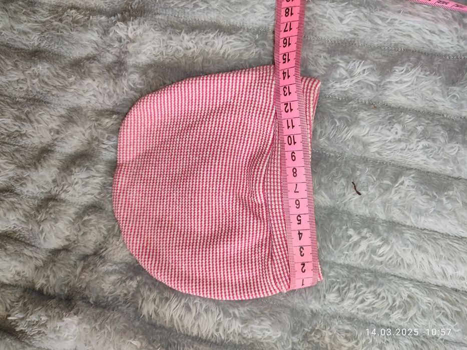 Дитячі речі на новонароджену