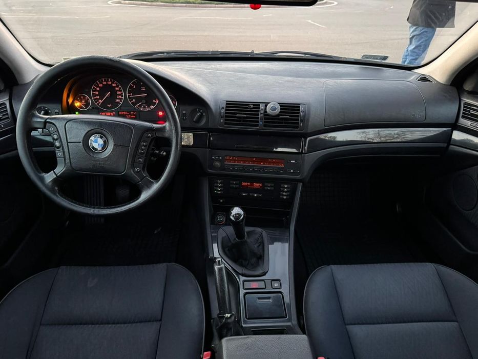 Свіжа БМВ Е39 2.0tdi 2001рік стан супер