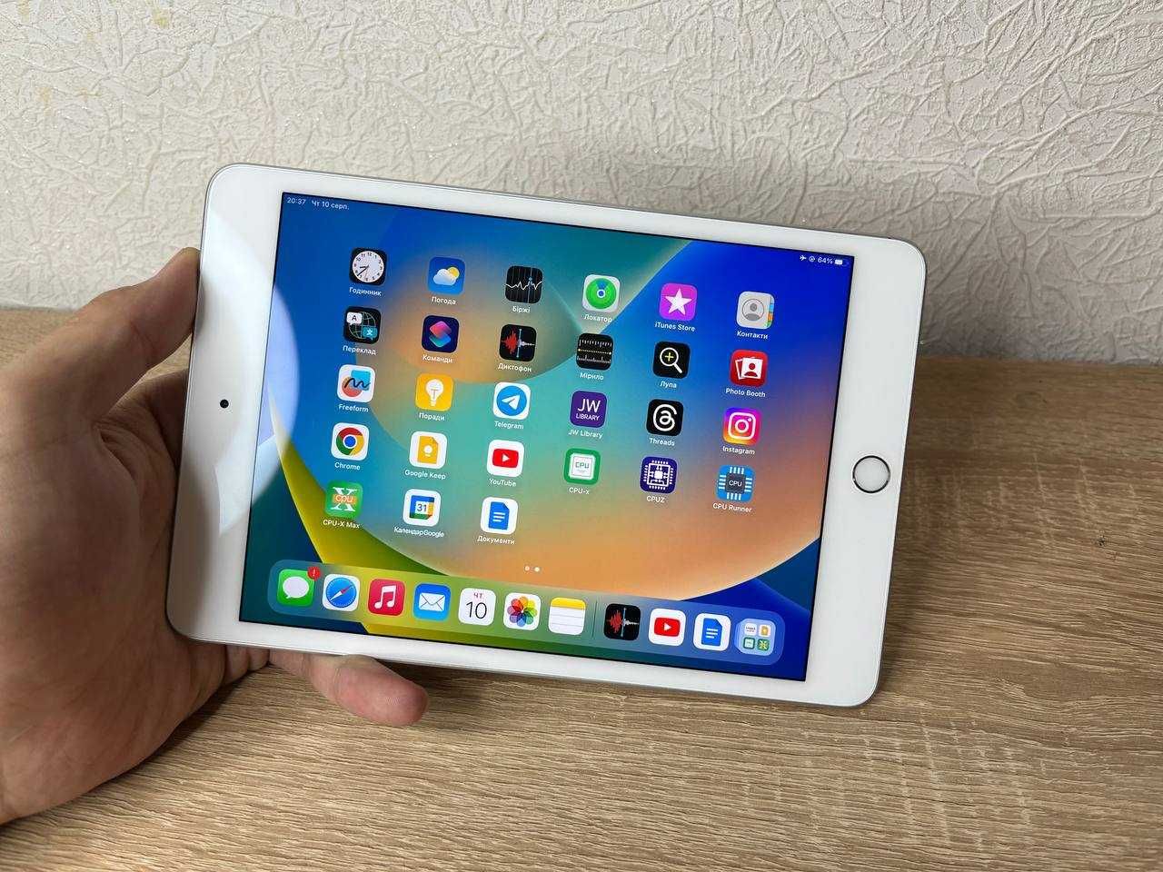 Apple iPad mini 5 Wi-Fi потужний айпад