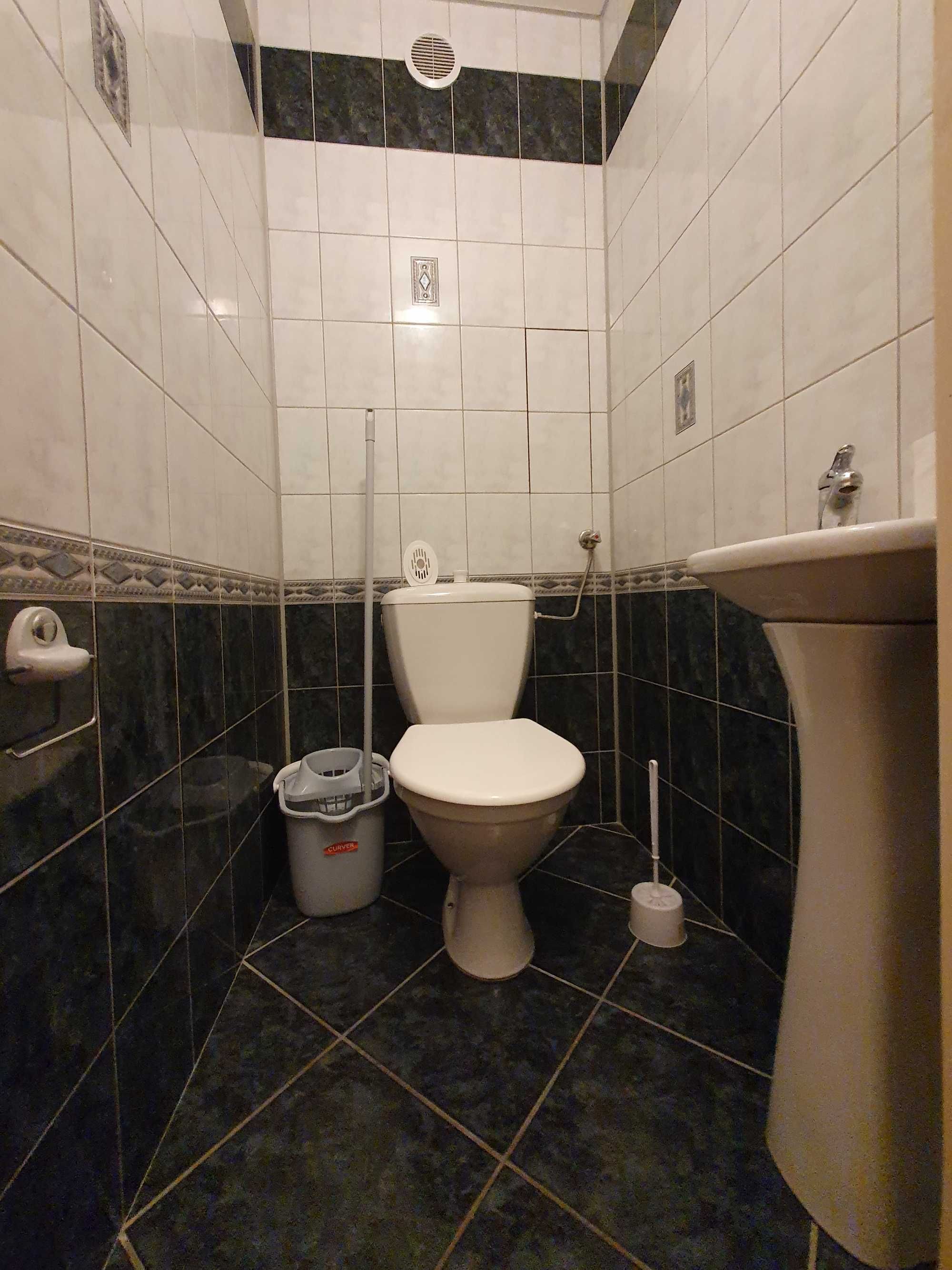DUŻY pokój z BALKONEM osiedle Jaroty, ul. Janowicza na wynajem