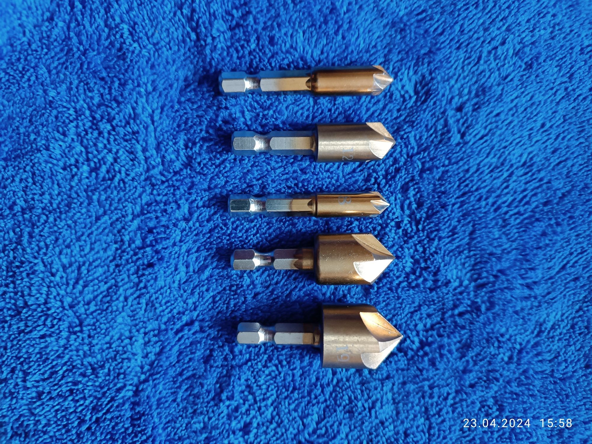 Набір зенківок з титановим покриттям 8-19 мм шестигранний хвостовик