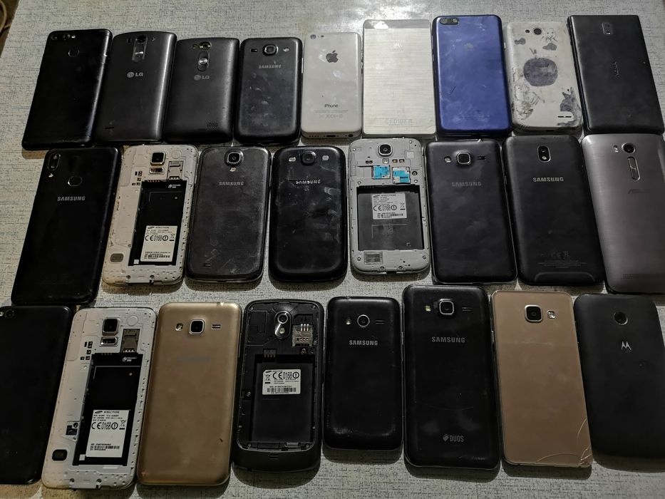 Лот смартфонов Samsung под ремонт