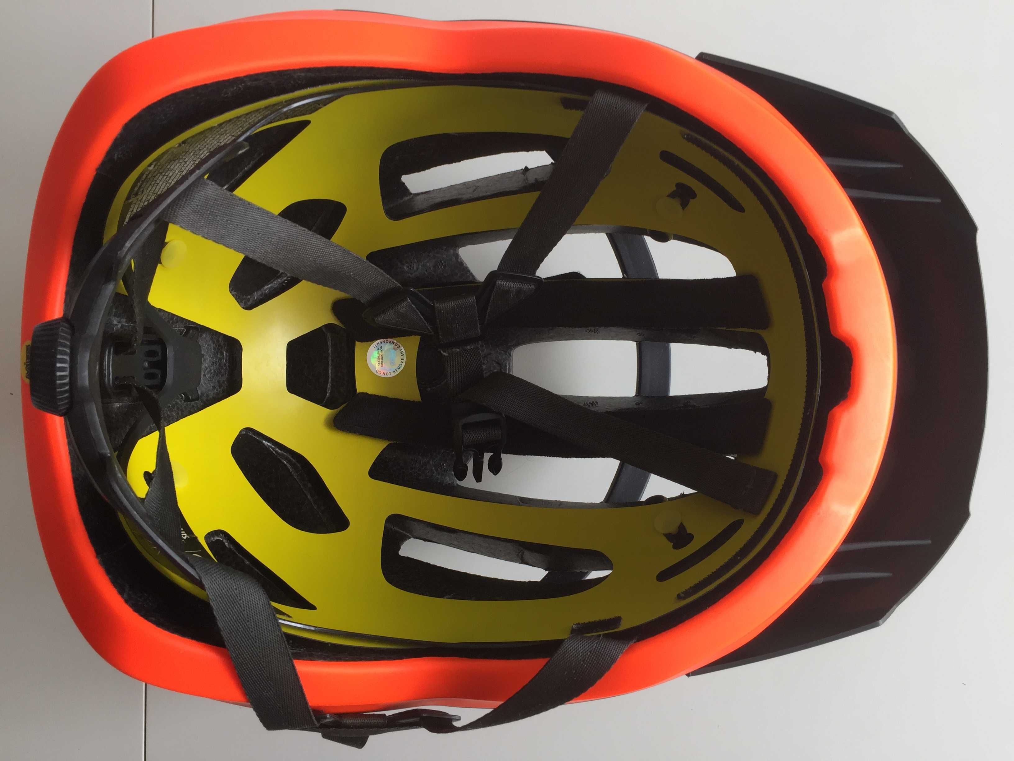 Kask SCOTT Fuga Plus L 59-61cm MIPS Poliwęglan ROWER