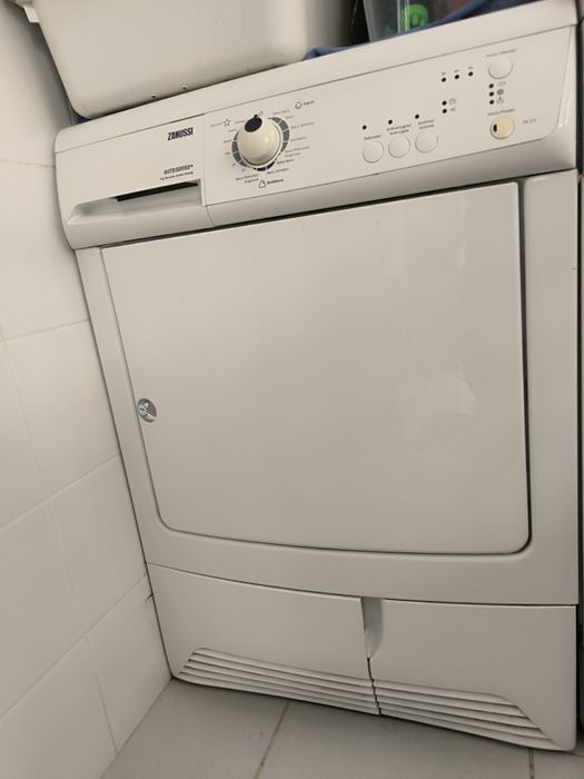Maquina de secar condensação Zanussi 7kg