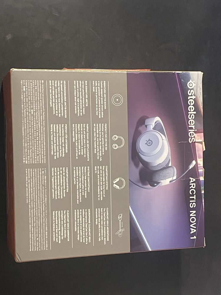 Навушники Steelseries Arctis Nova 1