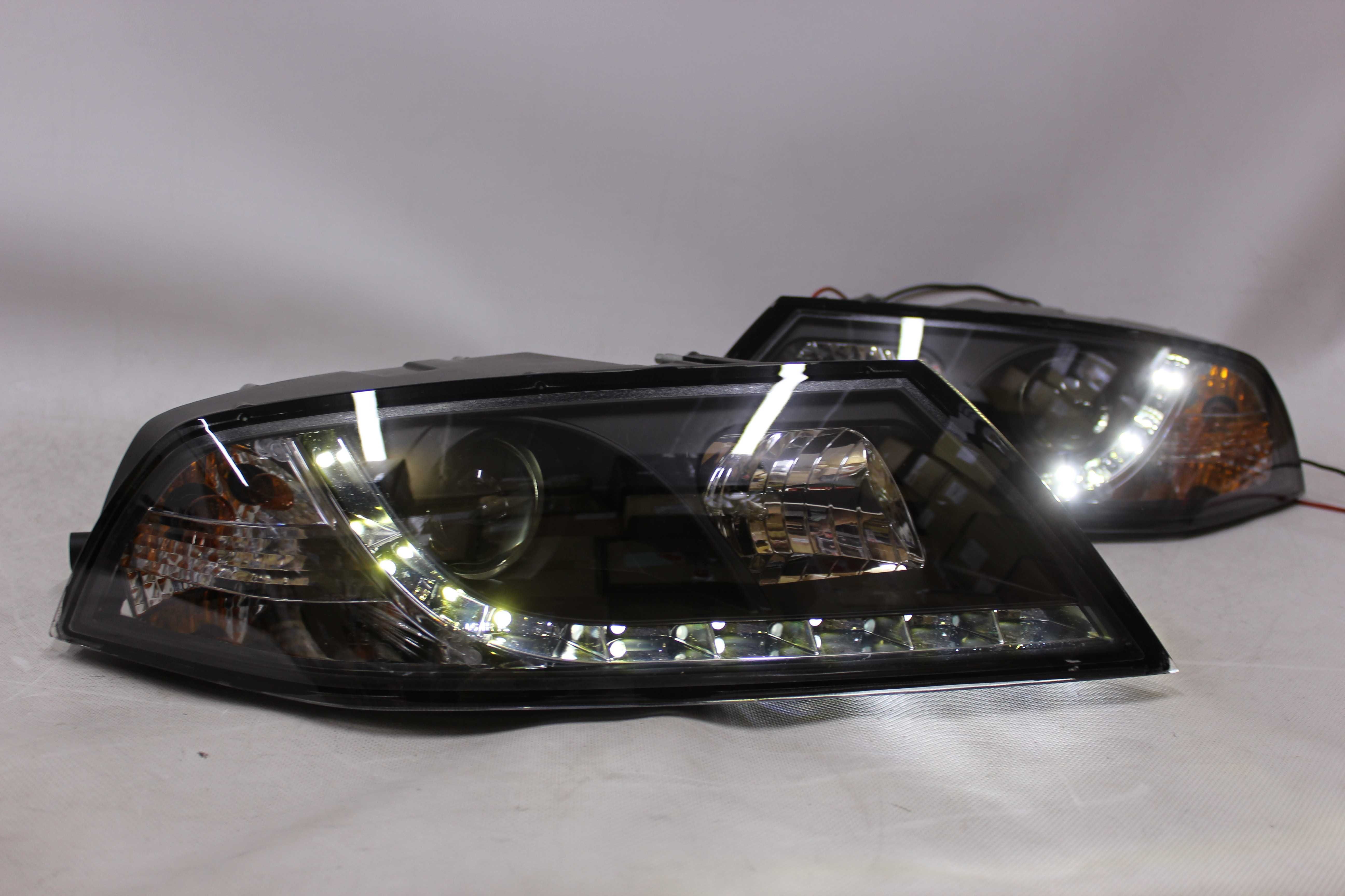 Reflektory lampy przednie przód SKODA OCTAVIA 2 II 04-08 XENON D1S LED