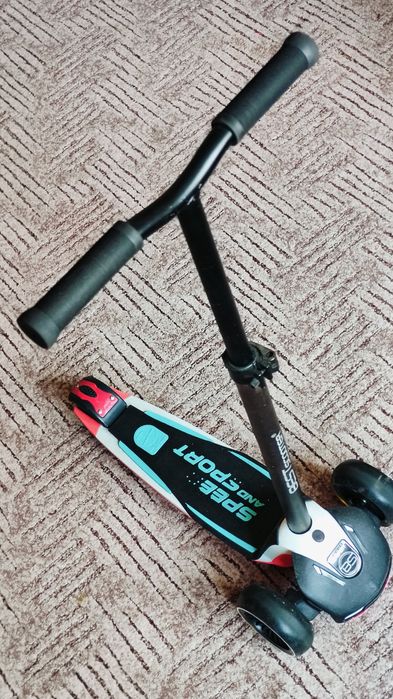 Самокат детский на 4-8лет