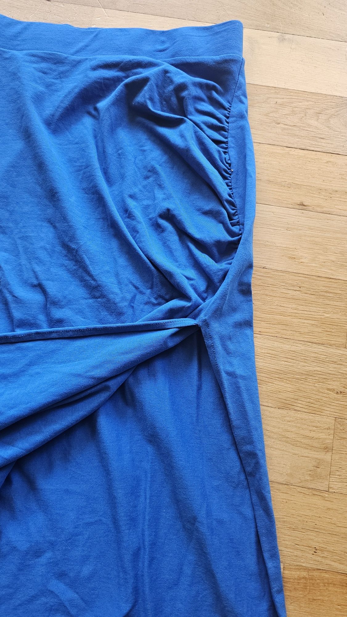 Spódnica MIDI Sinsay XS niebieska z rozcięciem