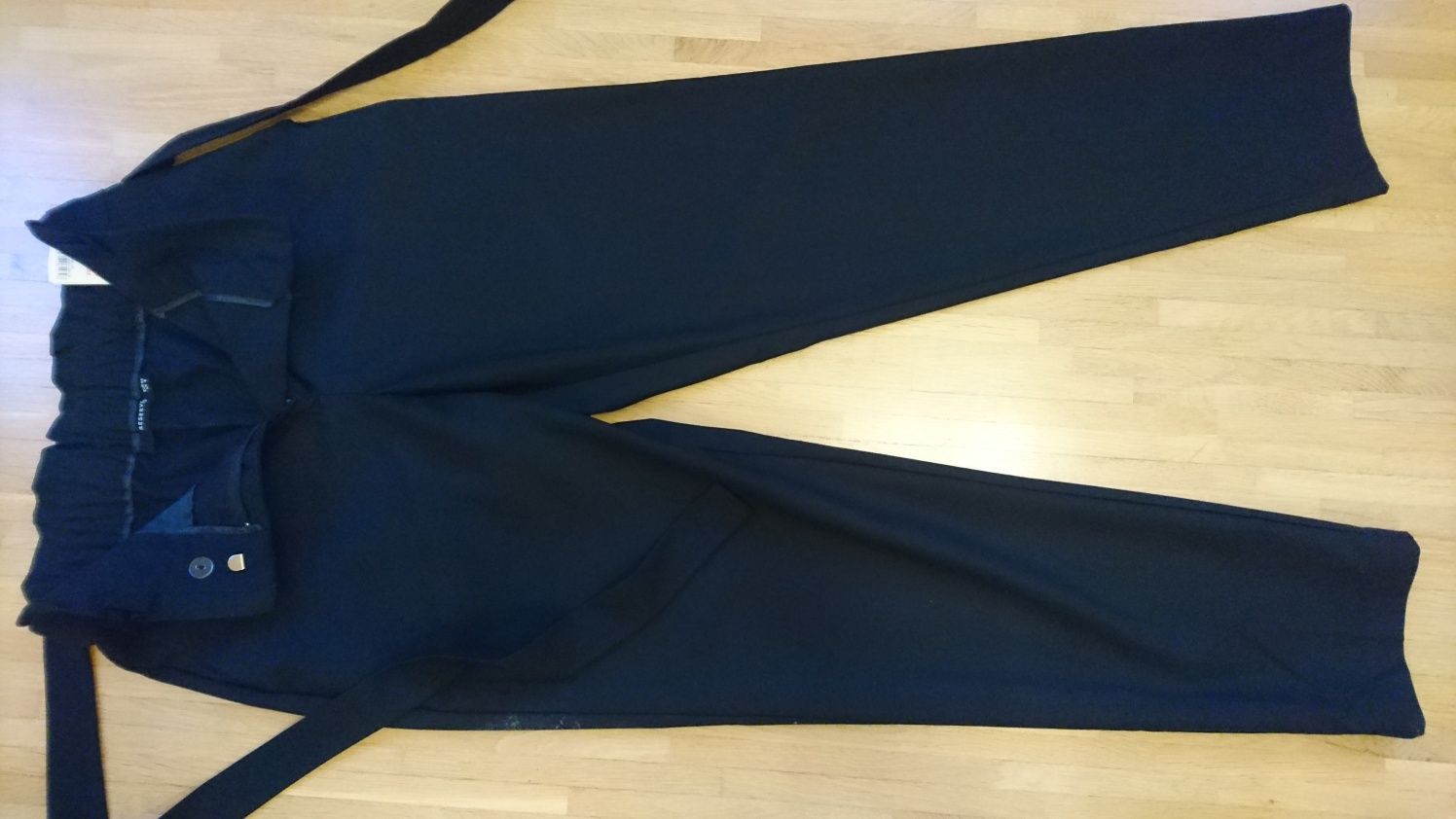 Spodnie damskie eleganckie Reserved  34 36 s xs
