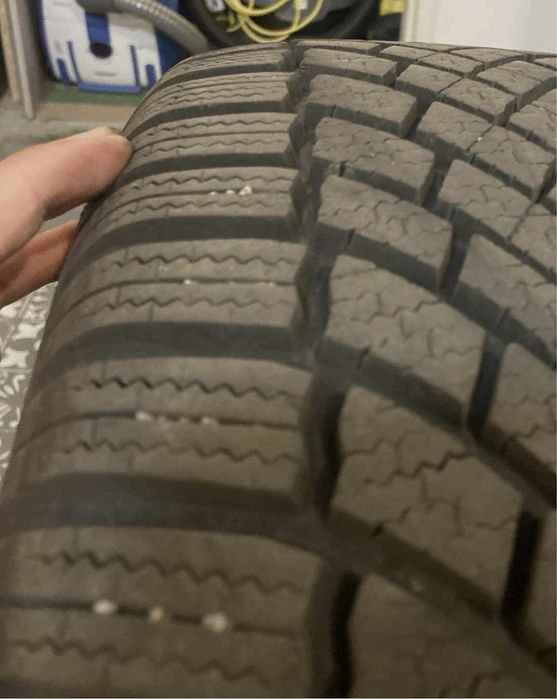 Sprzedam opony zimowe Bridgestone