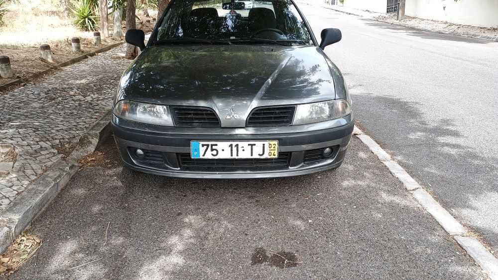 Mitsubishi carisma 1.3 16v 2002