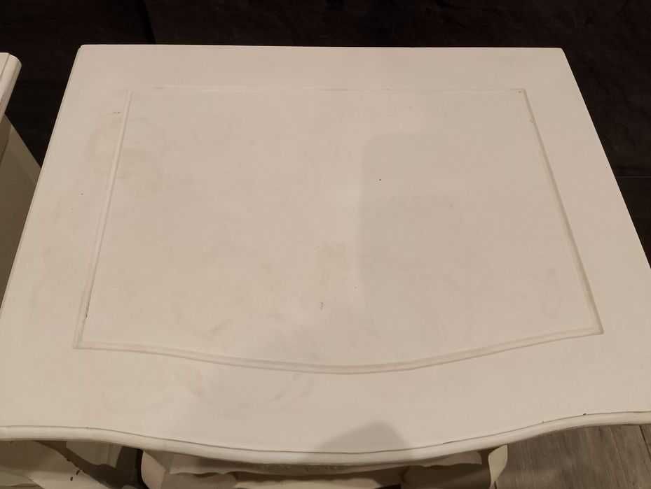 Tylko do piątku sprzedam szafki nocne do odnowienia