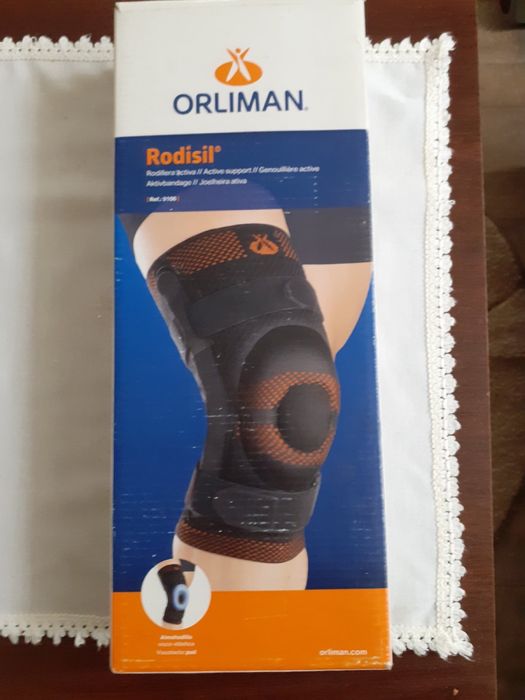 Фіксатор колінного суглобу