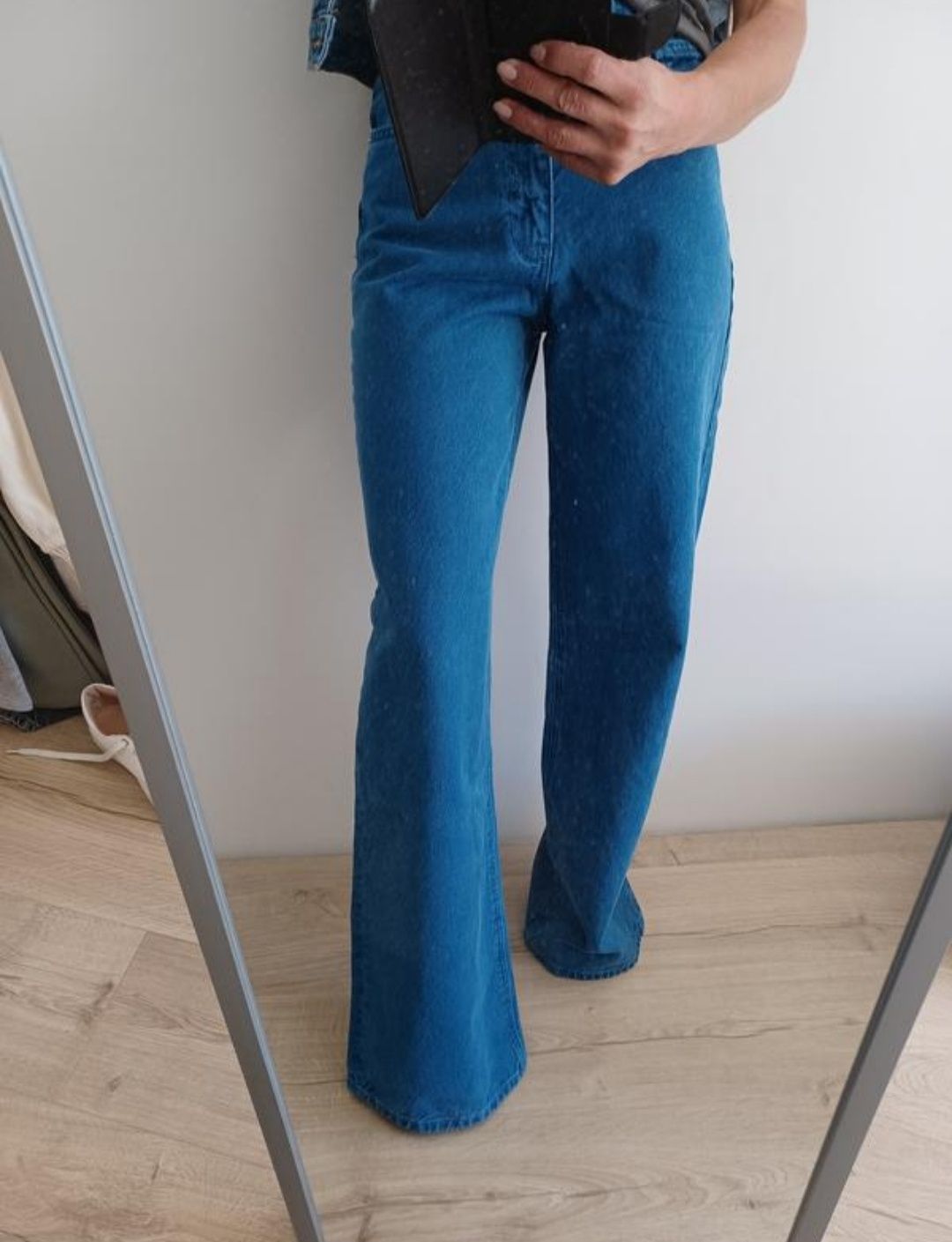 Широкі джинси zara кльош від бедра 36 розмір