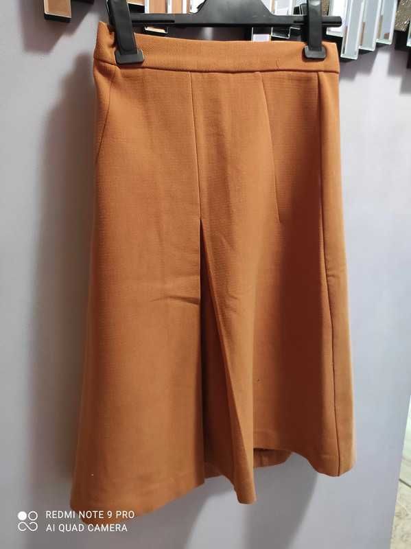 Spódnica midi, linia A
