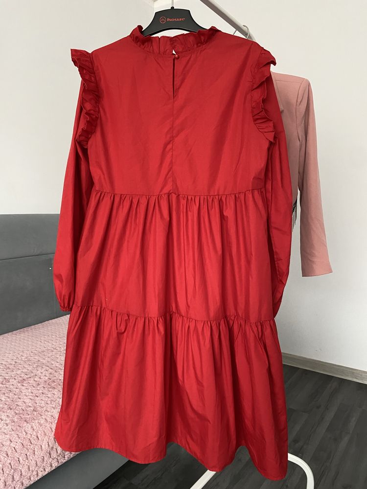 Shein L/XL 40/42 czerwona sukienka z długimi rękawami i falbanami