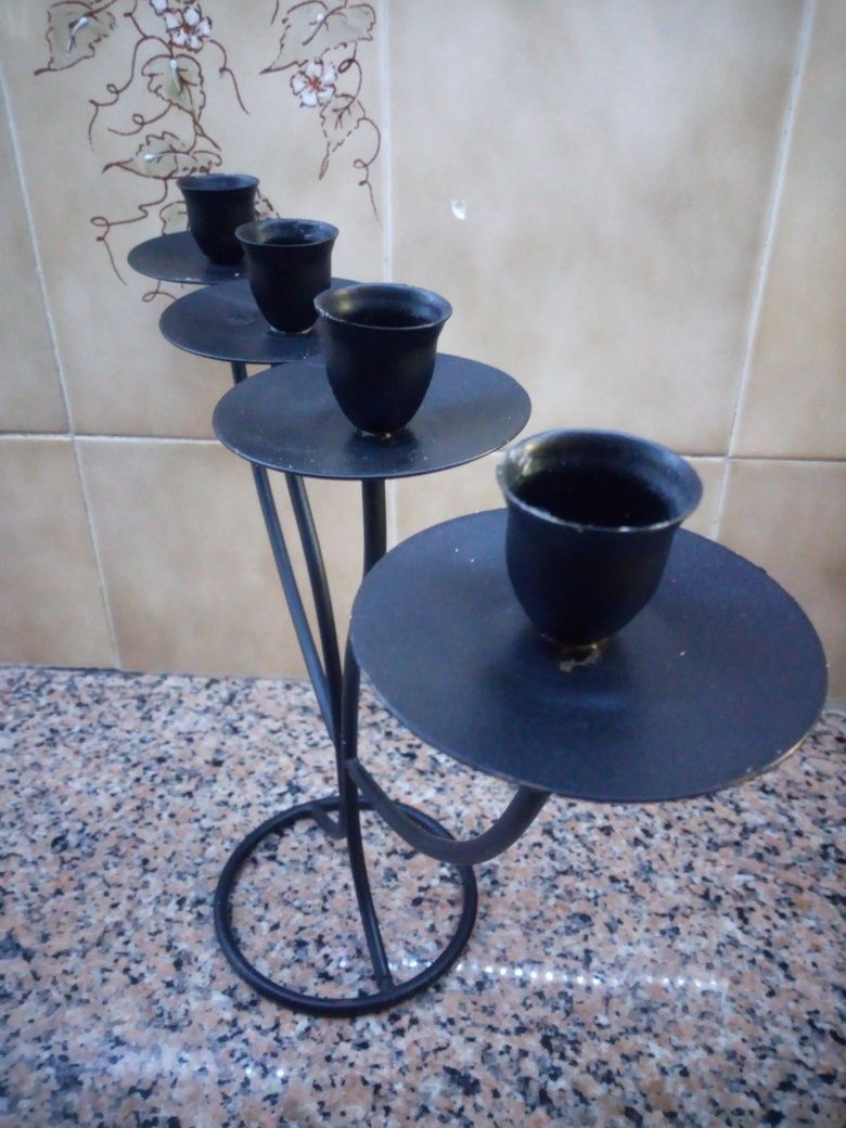 Castiçal paralelas casa quarto apartamento vivenda carro escritório.