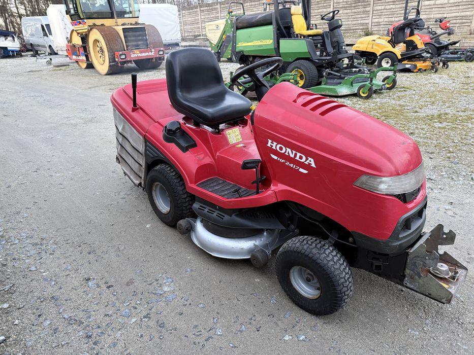 Traktorek kosiarka Honda HF2417 z zamiatarką