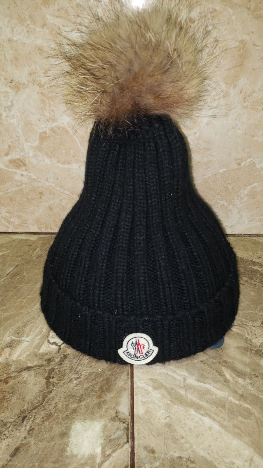 Шапка шерстяна moncler