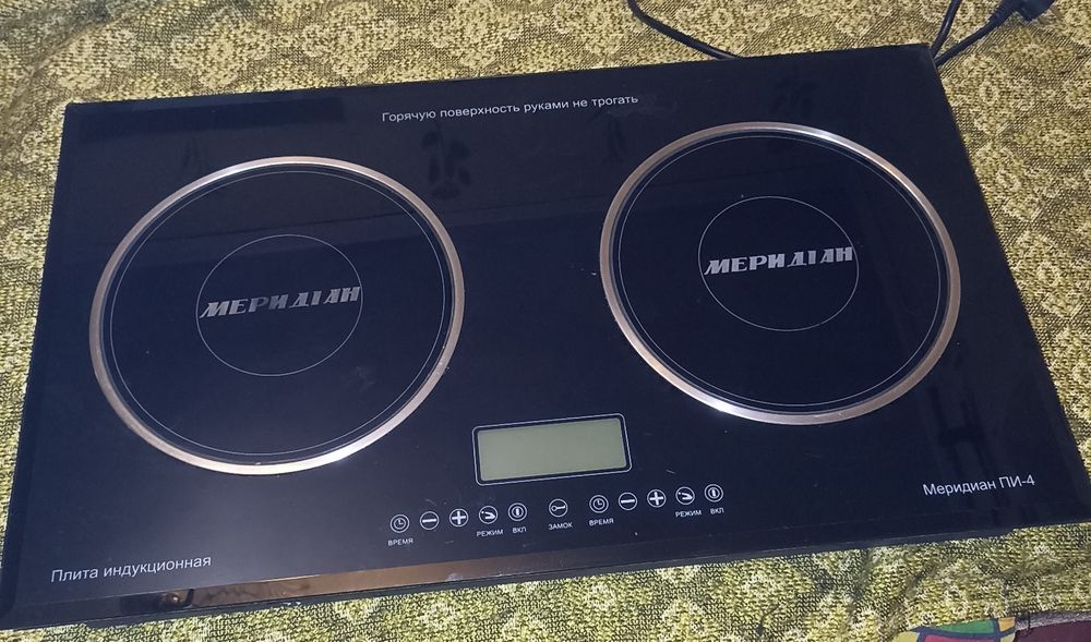 Продам индукционную варочную панель