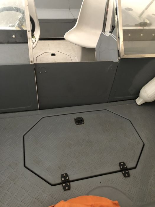 Продам катер F-475